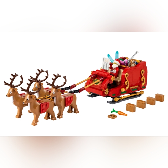 LEGO Santa's Sleigh (40499) plus FREE Christmas Fun VIP Add-On Pack (40609) - Picture 7 of 11